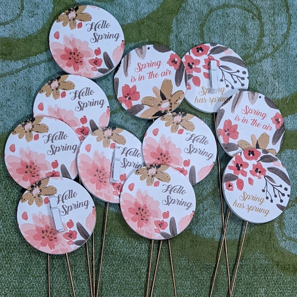 Angel Heart Treasures Other - Spring Floral Picks with Tiny Clothespins for Place or Photo Holders at Parties